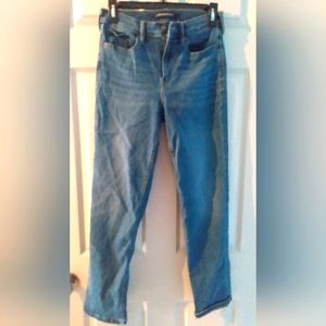 Calvin Klein Jeans Ladies High Rise Skinny Jean Size 4 worn once